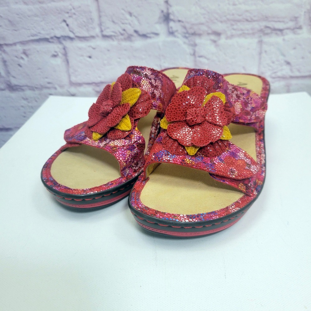 NWOT Alegria PG Lite LAN138 Floral Slide Wedge Sandal 38 US 7.5 Red Pink Leather